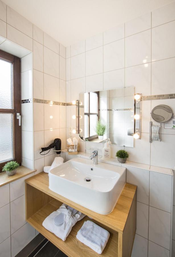 באד וינדסהיים Hotel Am Kurpark Spaeth מראה חיצוני תמונה