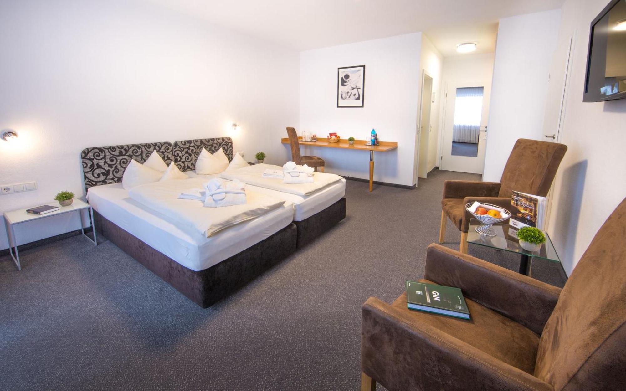 באד וינדסהיים Hotel Am Kurpark Spaeth מראה חיצוני תמונה