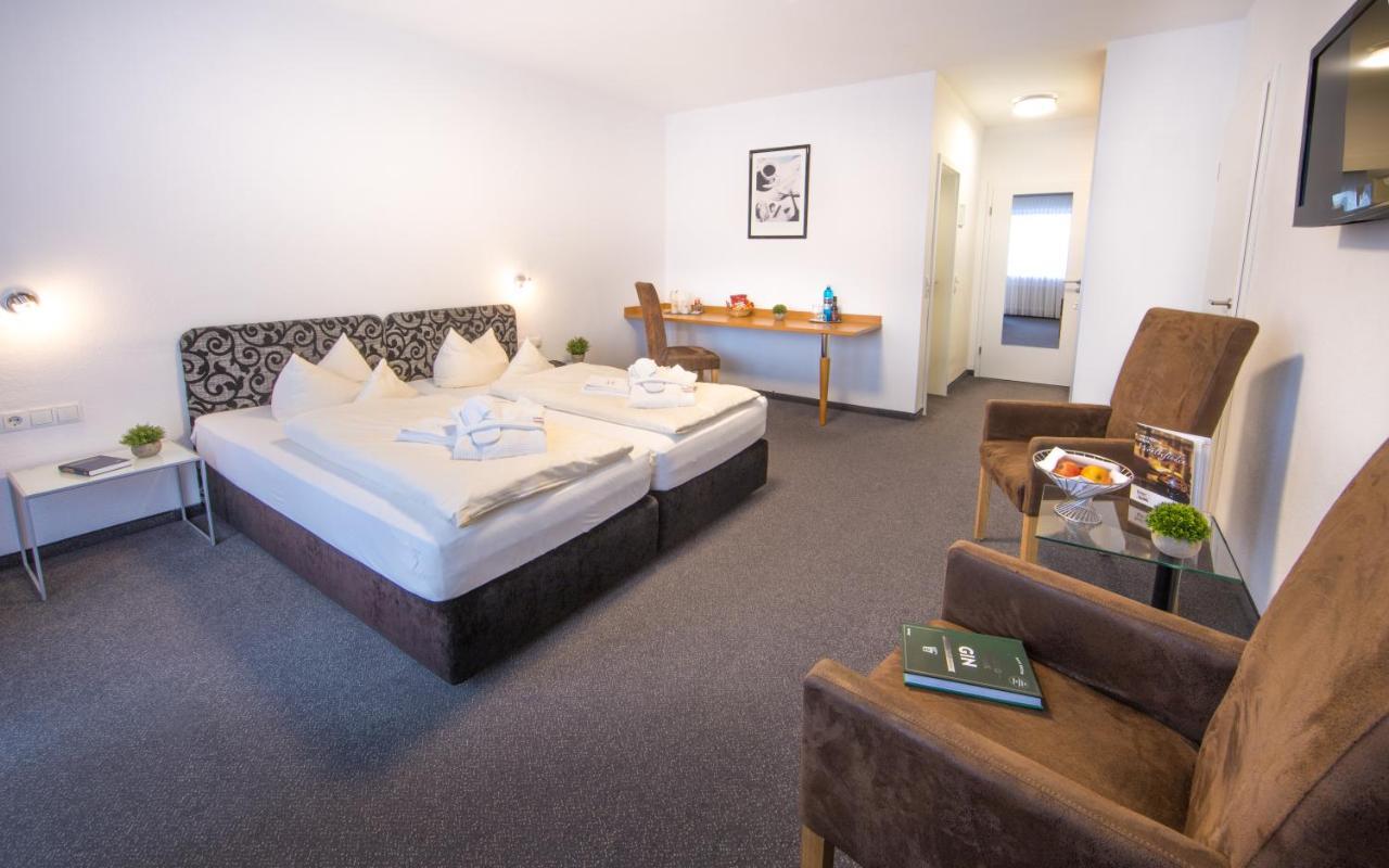 באד וינדסהיים Hotel Am Kurpark Spaeth מראה חיצוני תמונה